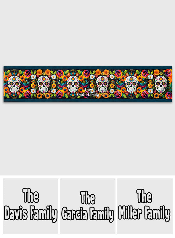 Chemin de table personnalisé en forme de crâne « Love Skulls »