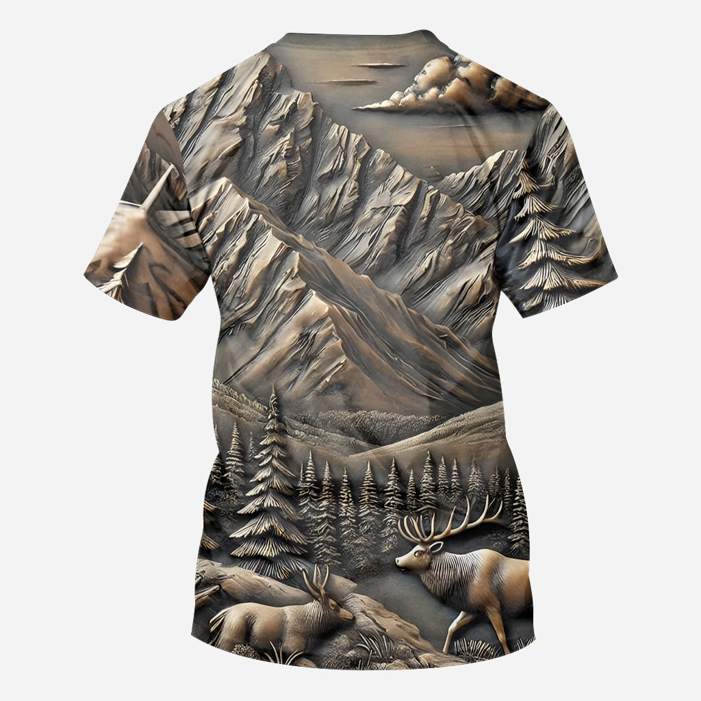 Né pour chasser, forcé de travailler - T-shirt de chasse personnalisé