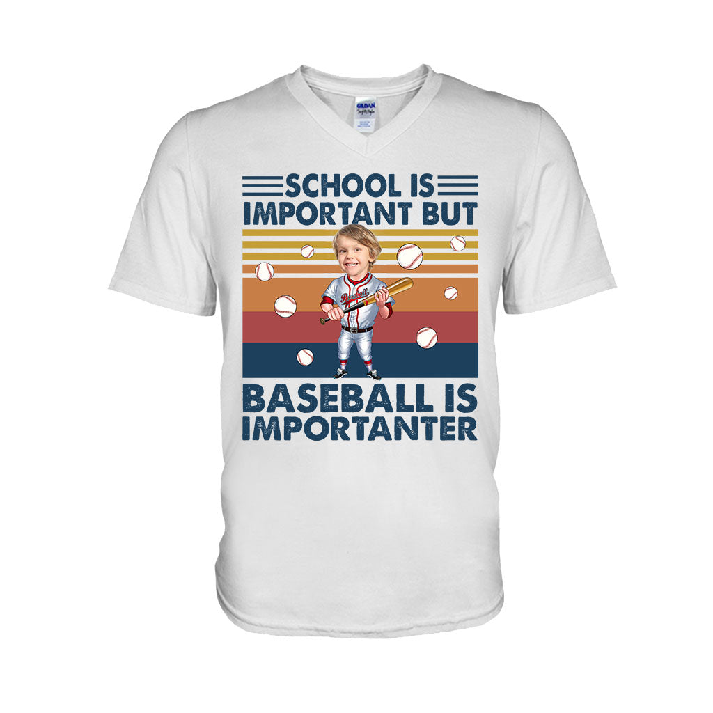 L'école est importante, mais… - T-shirt et sweat à capuche de baseball personnalisés