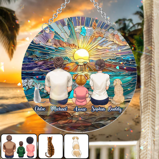 Couple heureux profitant d'une plage romantique - Décoration attrape-soleil personnalisée à suspendre à la fenêtre - Famille 