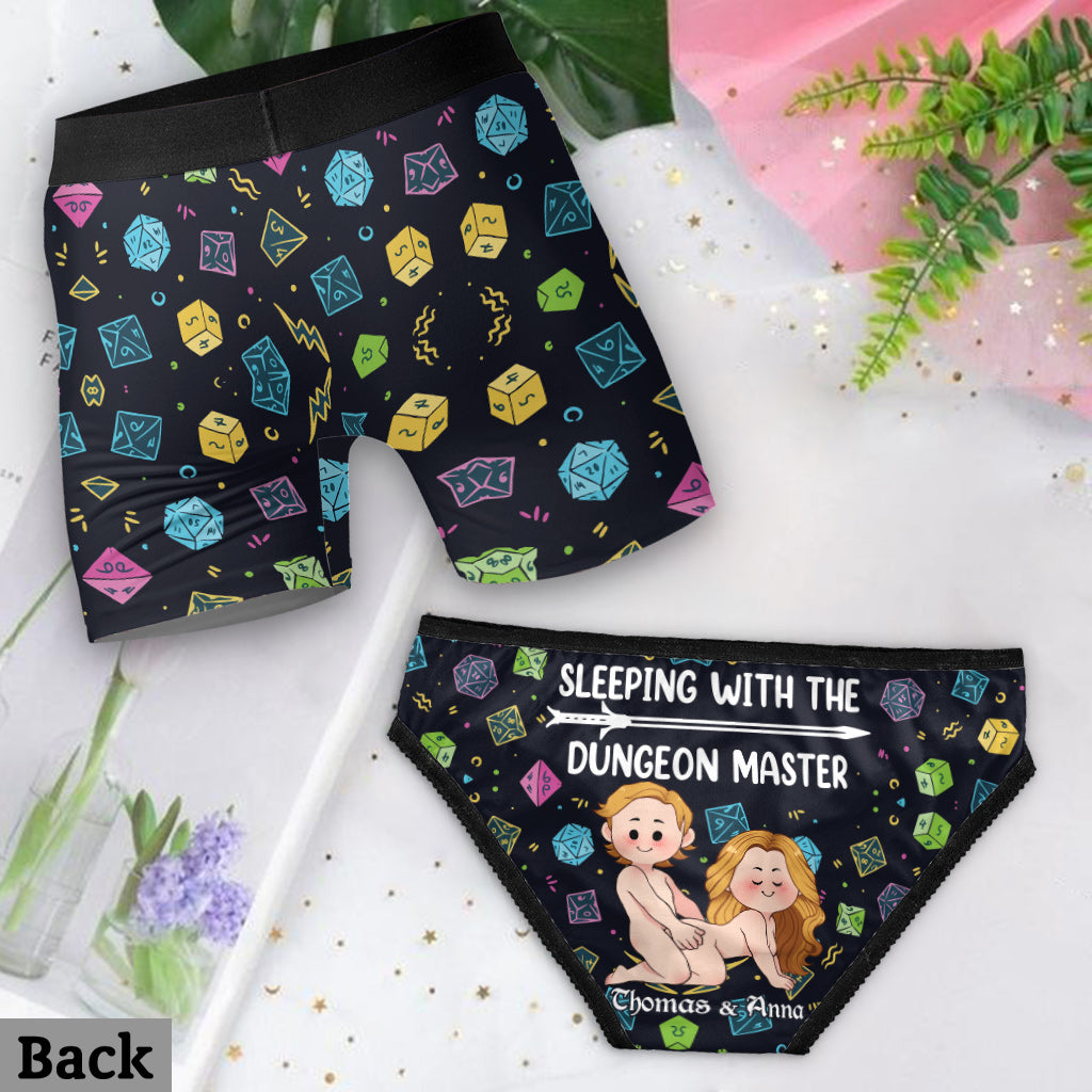 Couches-culottes personnalisées avec bordure en dentelle pour femmes et boxers pour hommes « Dormir avec le MJ »